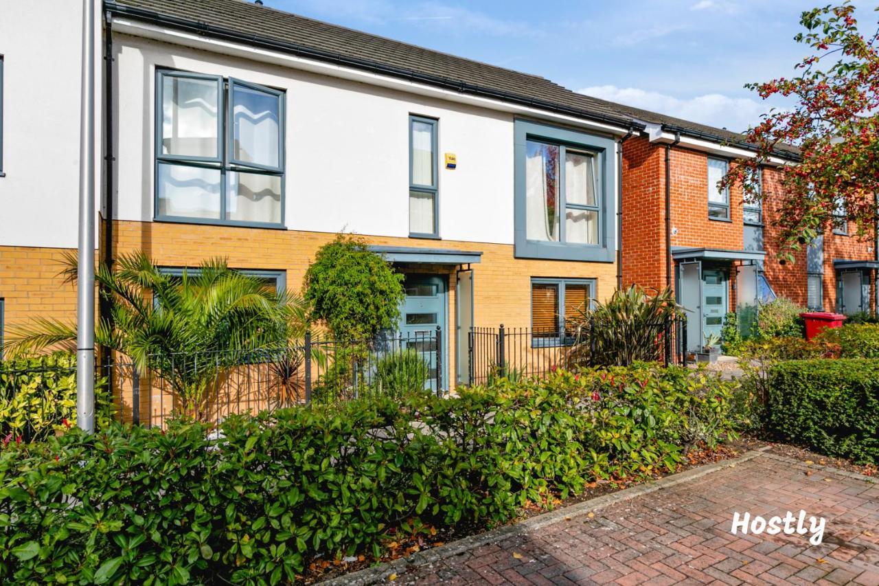 Puffin Way - Comfortable, Spacious House With Parking Reading Exterior foto